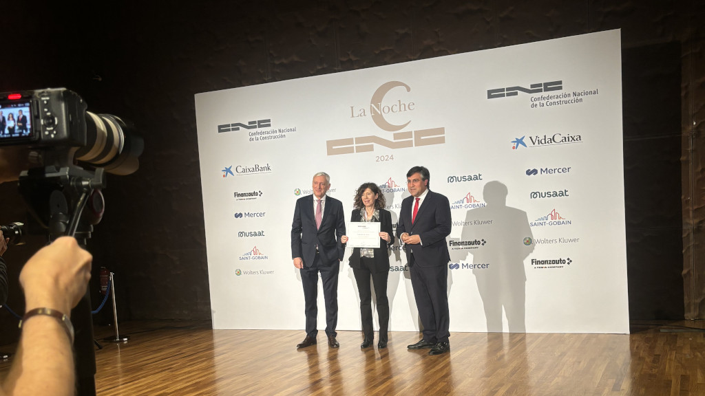 LoxamHune premio CNC Mejor Iniciativa Tecnológica Beneficio Medioambiental 01
