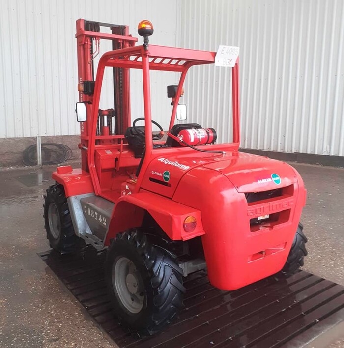 Alquiler De Carretilla Todoterreno 2500kg